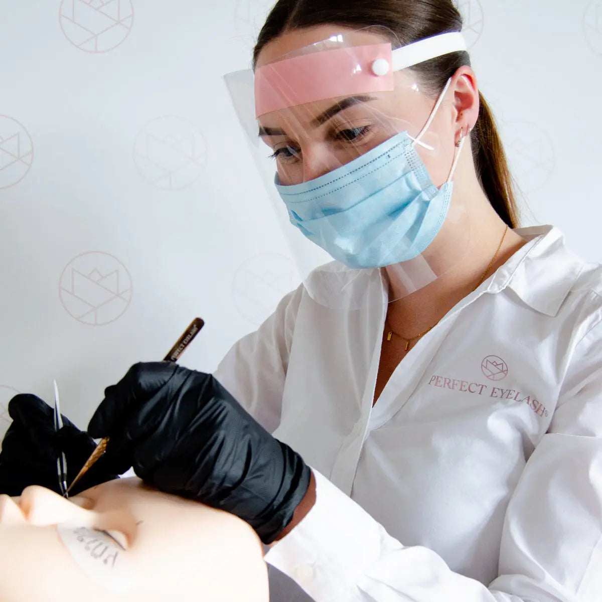 Splash mask | Face mask | Protective cover for face - PE Cosmetics