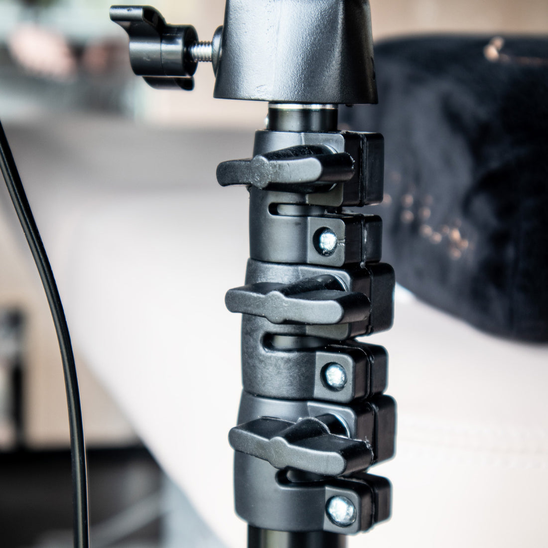 Ring Light (LED) - PE Cosmetics